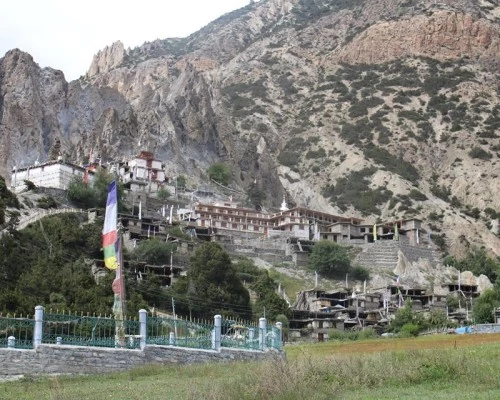 Bhraka manang min