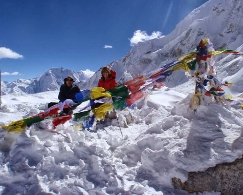 Larke pass manaslu trekking
