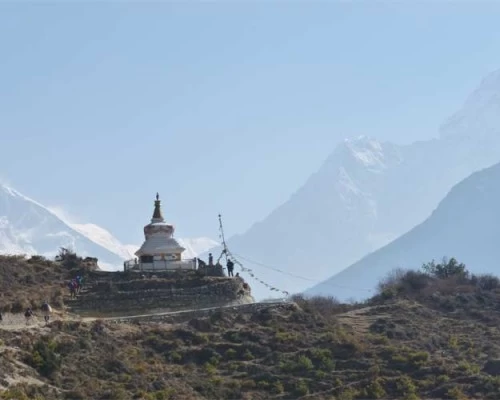 Way to everest base camp from namche min