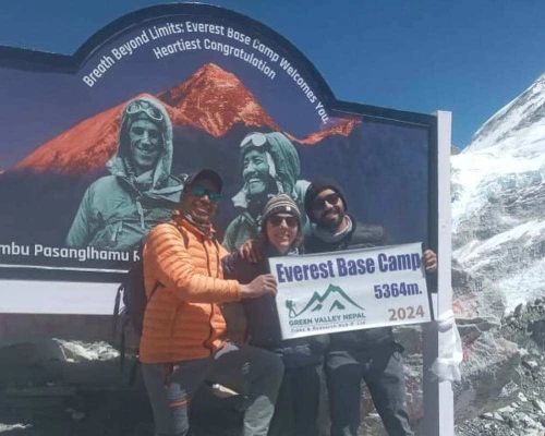 Ebc Trek Via Gokyo With Helicopter Return Photo 