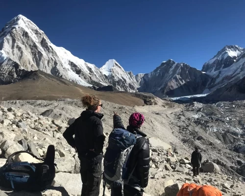 Mt Pumari And Kalapatthar
