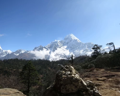 Mt.thamserku And Aamdublam