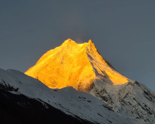 Sunrise Manaslu Trek
