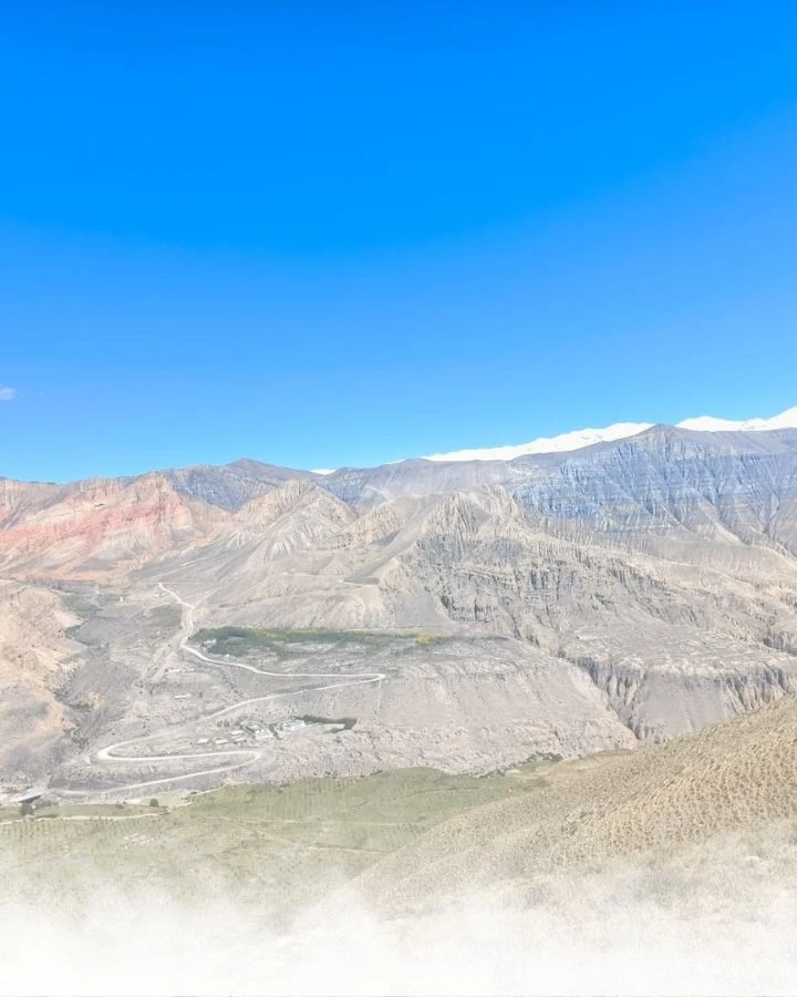 Colors of the Mustang Cliffs