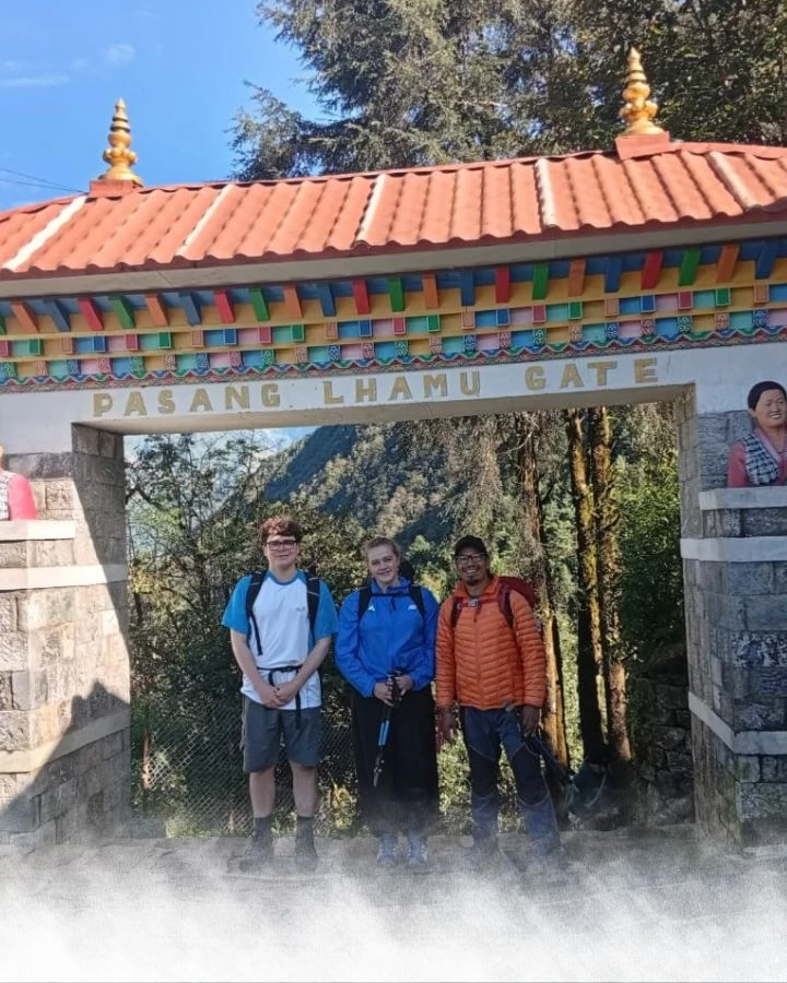 Through the Pasang Lhamu Gate