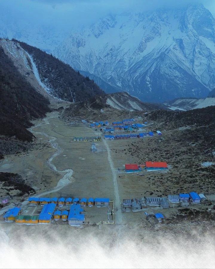 Trek from Bimthang to Tilije