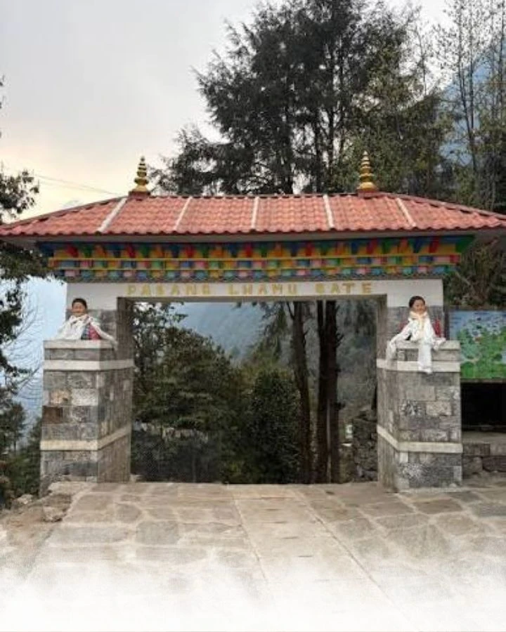 Pasang Lhamu Gate