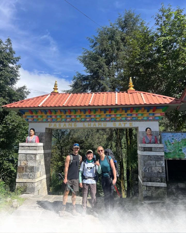 Pasang Lhamu Gate