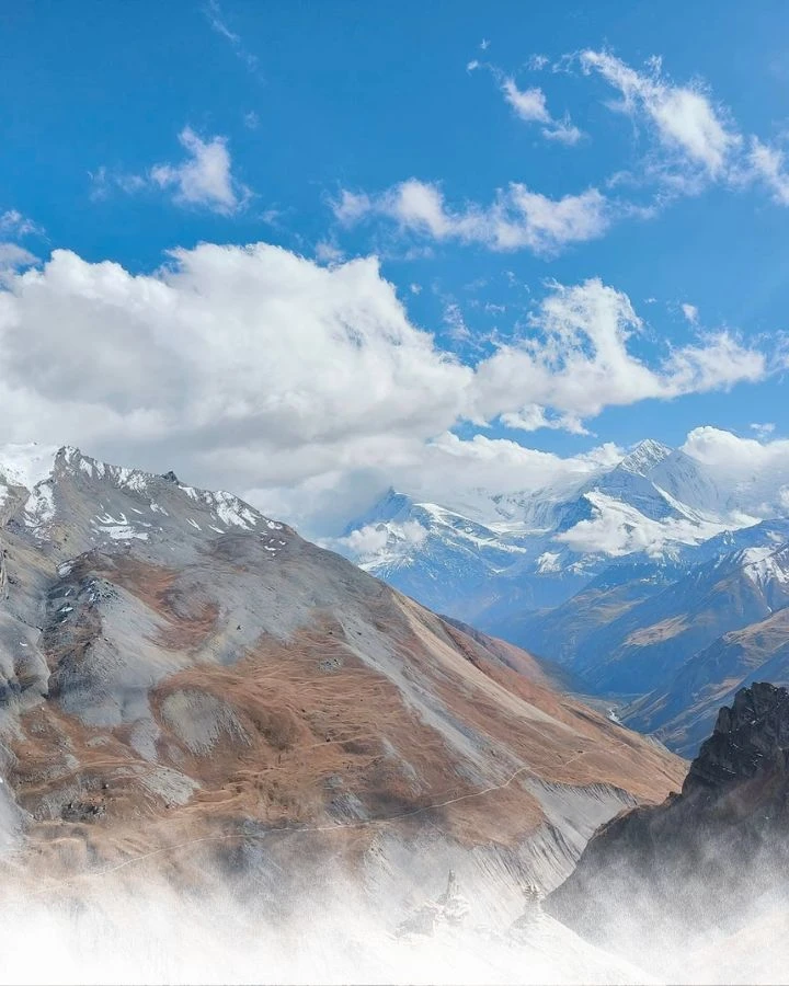 Trek from Ledar to Thorong Phedi